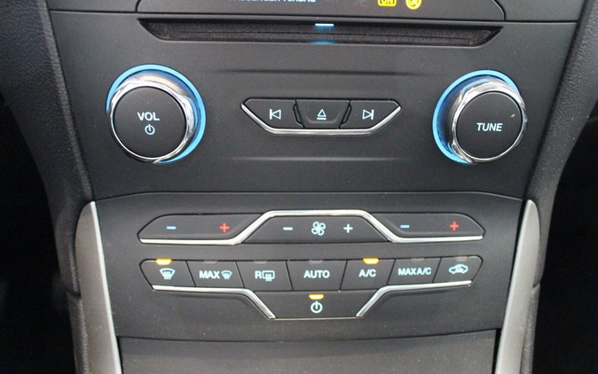 Ford S-Max cena 74900 przebieg: 203351, rok produkcji 2019 z Jasło małe 436